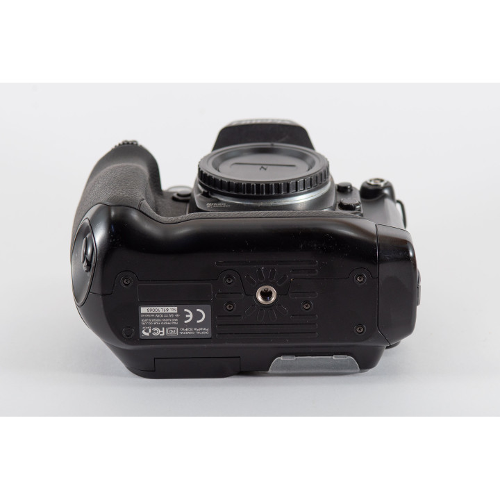 Fujifilm FinePix S3 Pro cuerpo usada 8/10